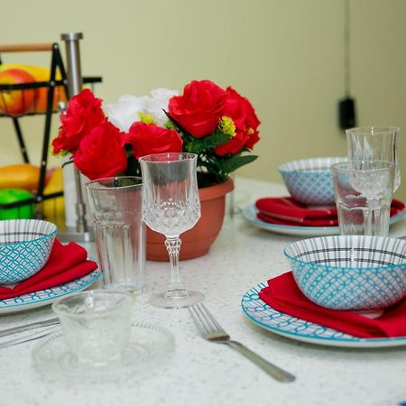Royal Vybez Vacation Homes Spanish Town الغرفة الصورة