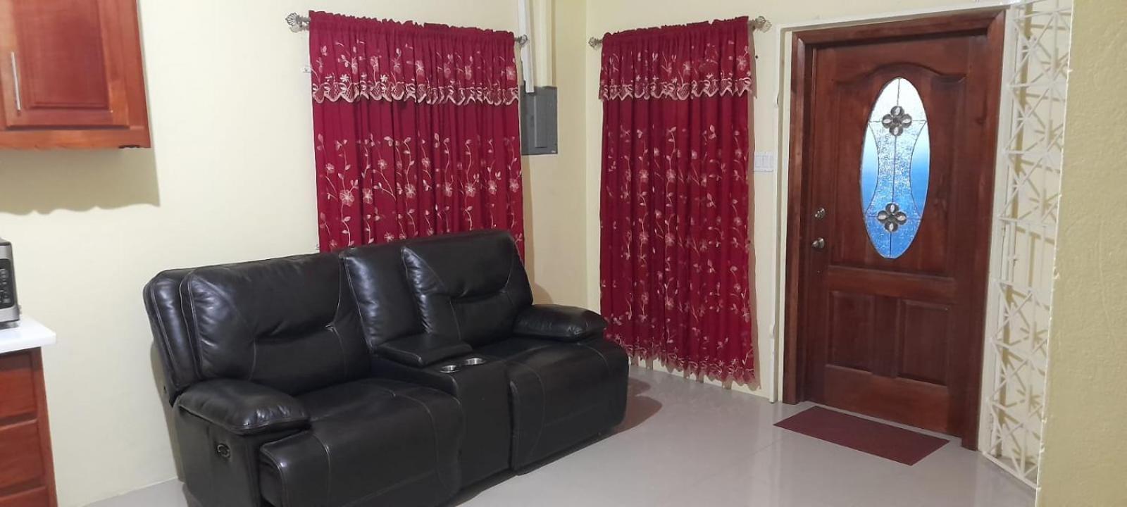 Royal Vybez Vacation Homes Spanish Town المظهر الخارجي الصورة