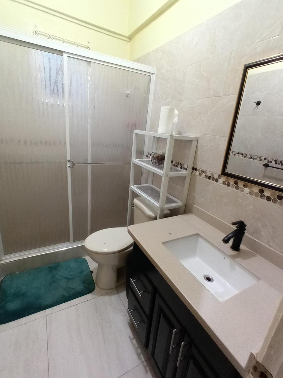 Royal Vybez Vacation Homes Spanish Town المظهر الخارجي الصورة
